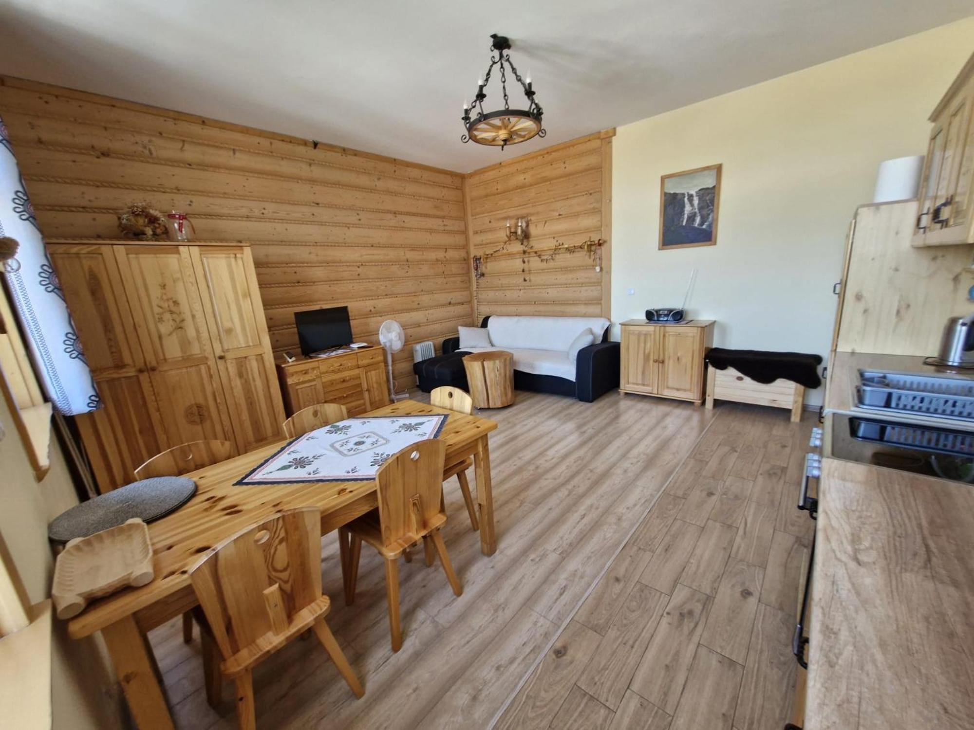 Apartamenty Na Szlaku Чарни Дунаец Екстериор снимка